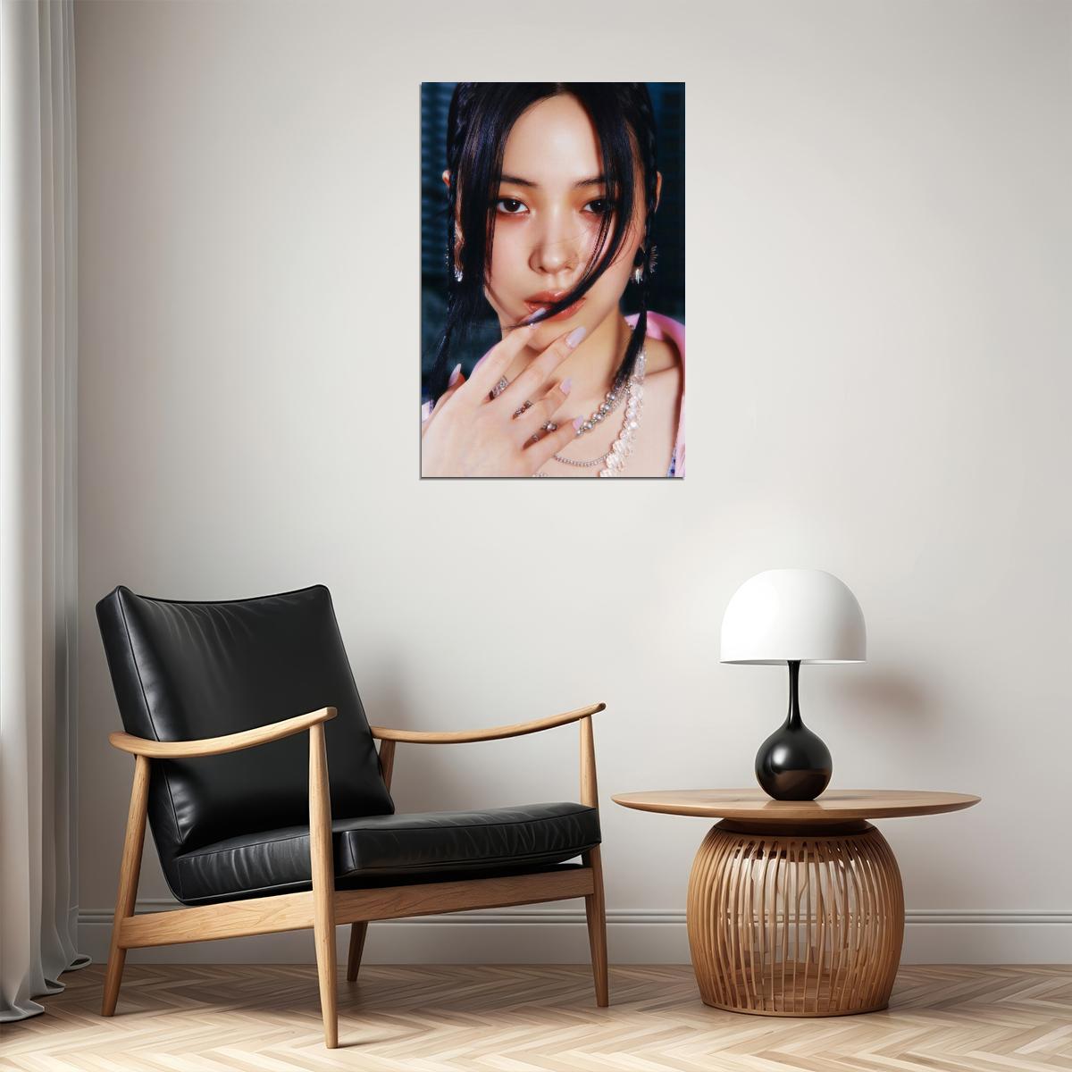 ITZY Ryujin GOLD Concept Photo Viral K-pop Music Poster Streetwear Aesthetic  Female Korean Idol Fashion Print Trendy Girl Group Wall Art - xonomax