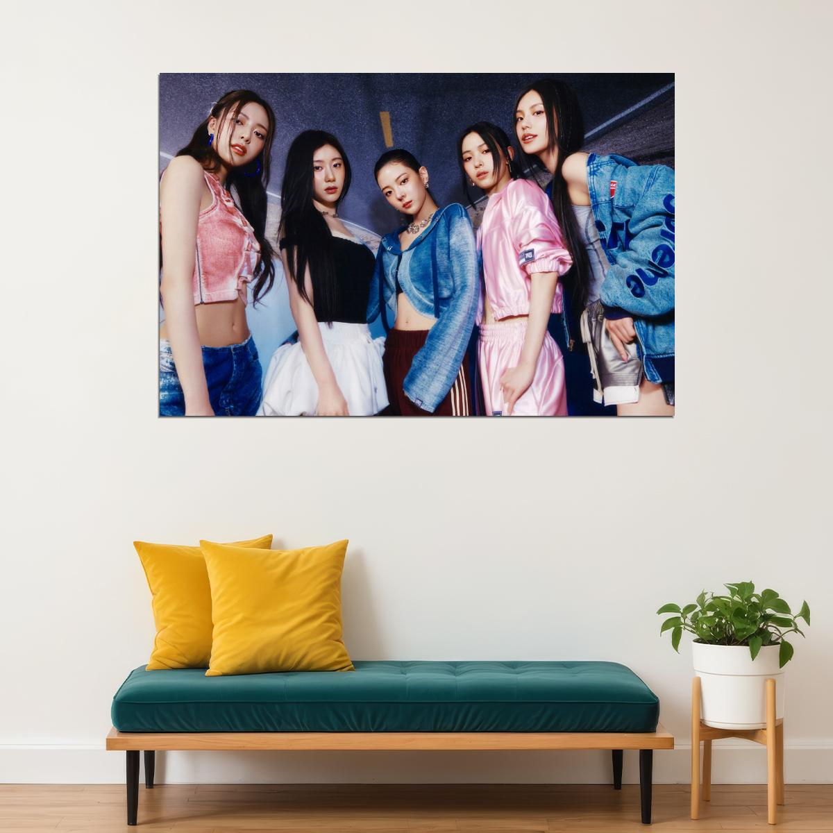 ITZY Yeji Lia Ryujin Chaeryeong Yuna GOLD Concept Photo Viral K-pop Music Poster Streetwear Aesthetic  Female Korean Idol Fashion Print Trendy Girl Group Wall Art - xonomax
