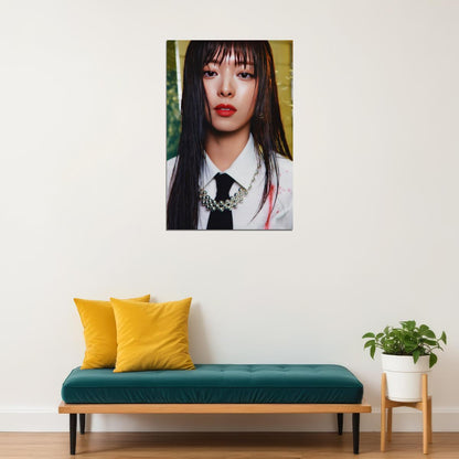 ITZY Yuna GOLD Concept Photo Viral K-pop Music Poster Streetwear Aesthetic  Female Korean Idol Fashion Print Trendy Girl Group Wall Art - xonomax