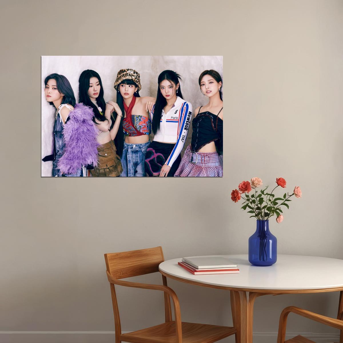 ITZY Group Photo Yeji Lia Ryujin Chaeryeong Yuna K-pop Music Poster Y2k Aesthetic  Female Korean Idol Fashion Print Trendy Girl Group Wall Art