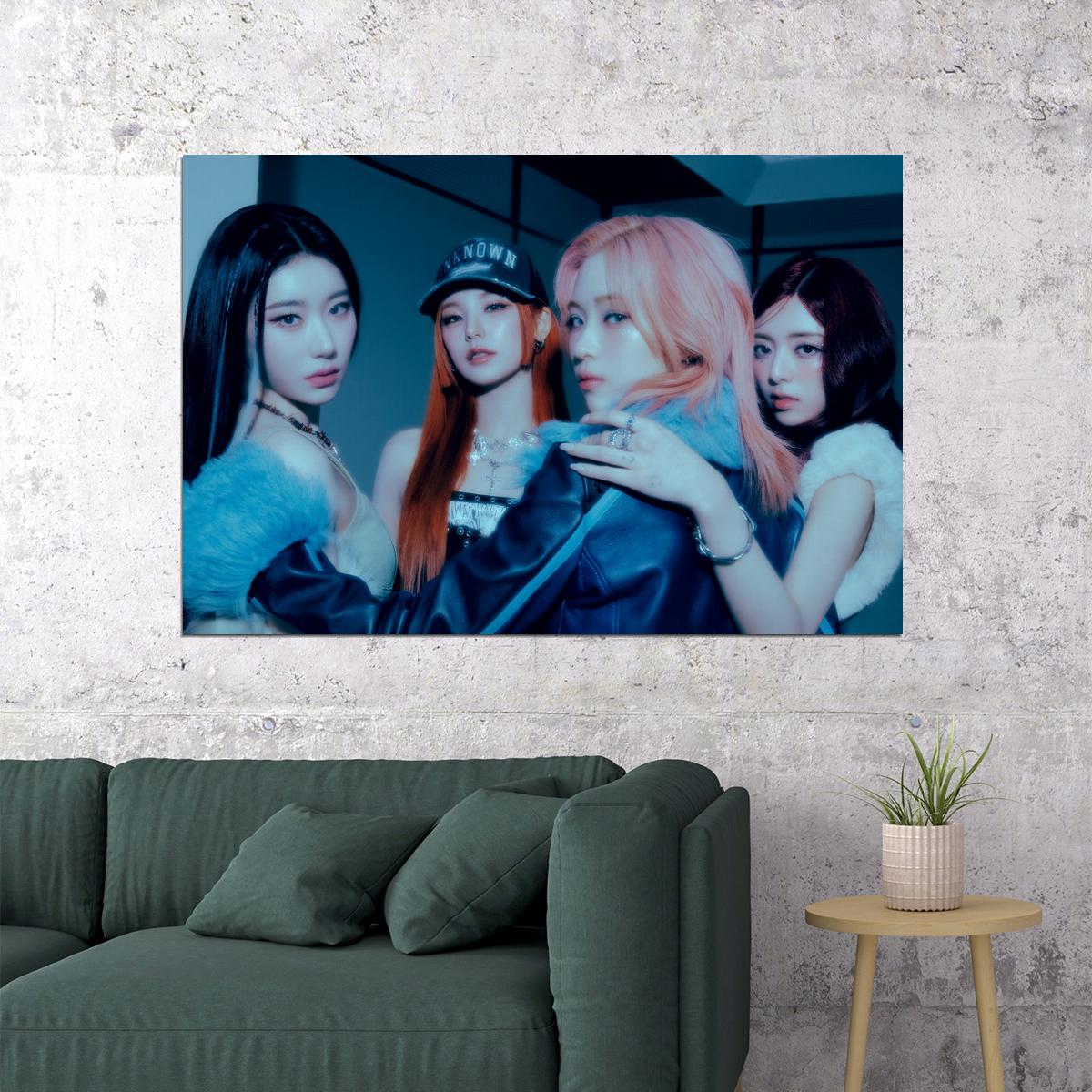 ITZY Mr. Vampire Concept Photo K-pop Music Poster Dark Glamour Aesthetic  Mysterious Female Korean Idol Fashion Print Trendy Girl Group Wall Art