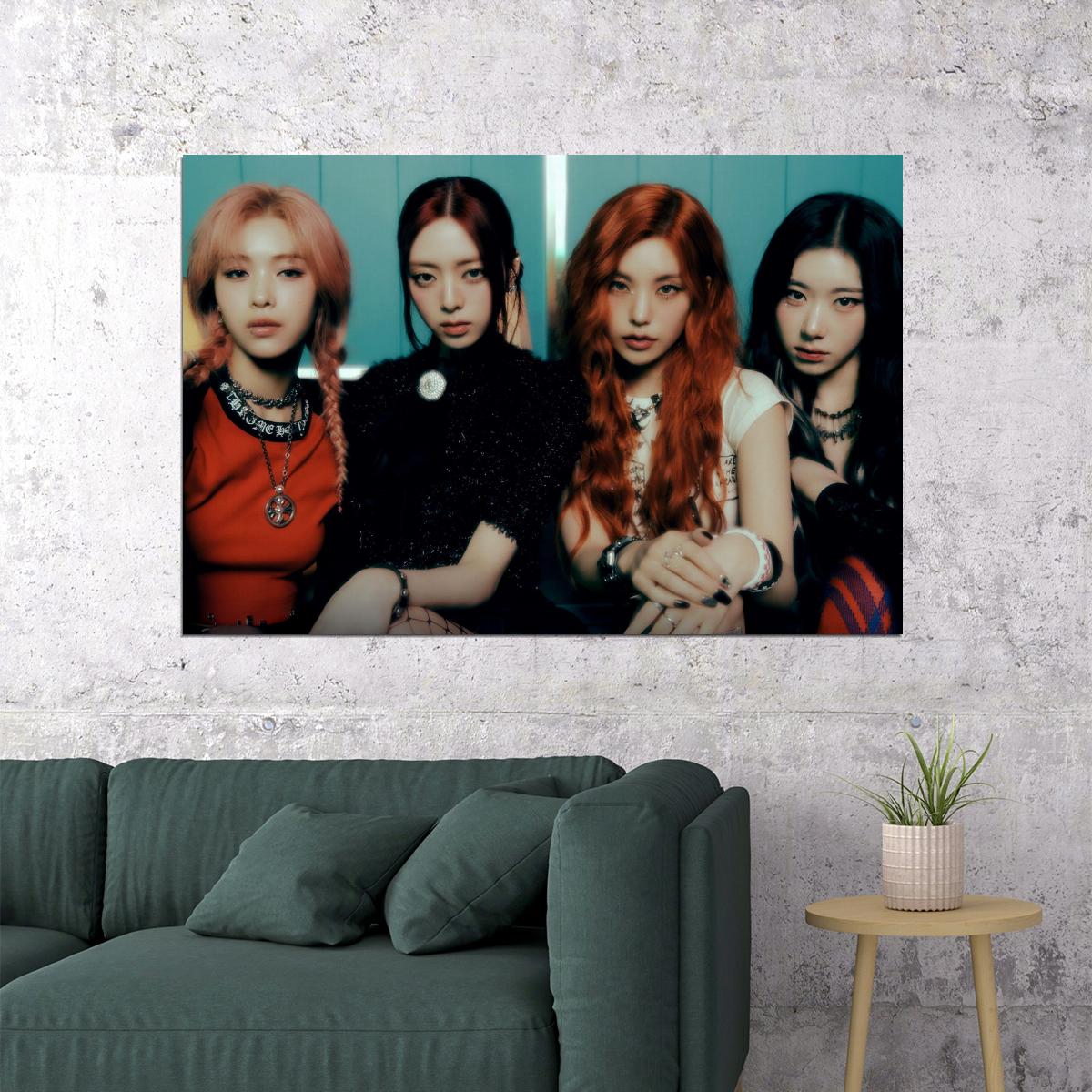 ITZY Mr. Vampire Concept Photo K-pop Music Poster Dark Glamour Aesthetic  Mysterious Female Korean Idol Fashion Print Trendy Girl Group Wall Art