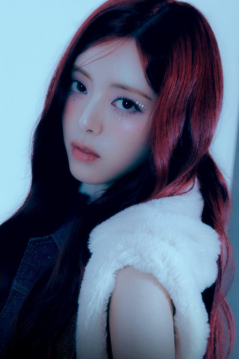 ITZY Yuna Mr. Vampire Concept Photo K-pop Music Poster Dark Glamour Aesthetic  Mysterious Female Korean Idol Fashion Print Trendy Girl Group Wall Art - xonomax