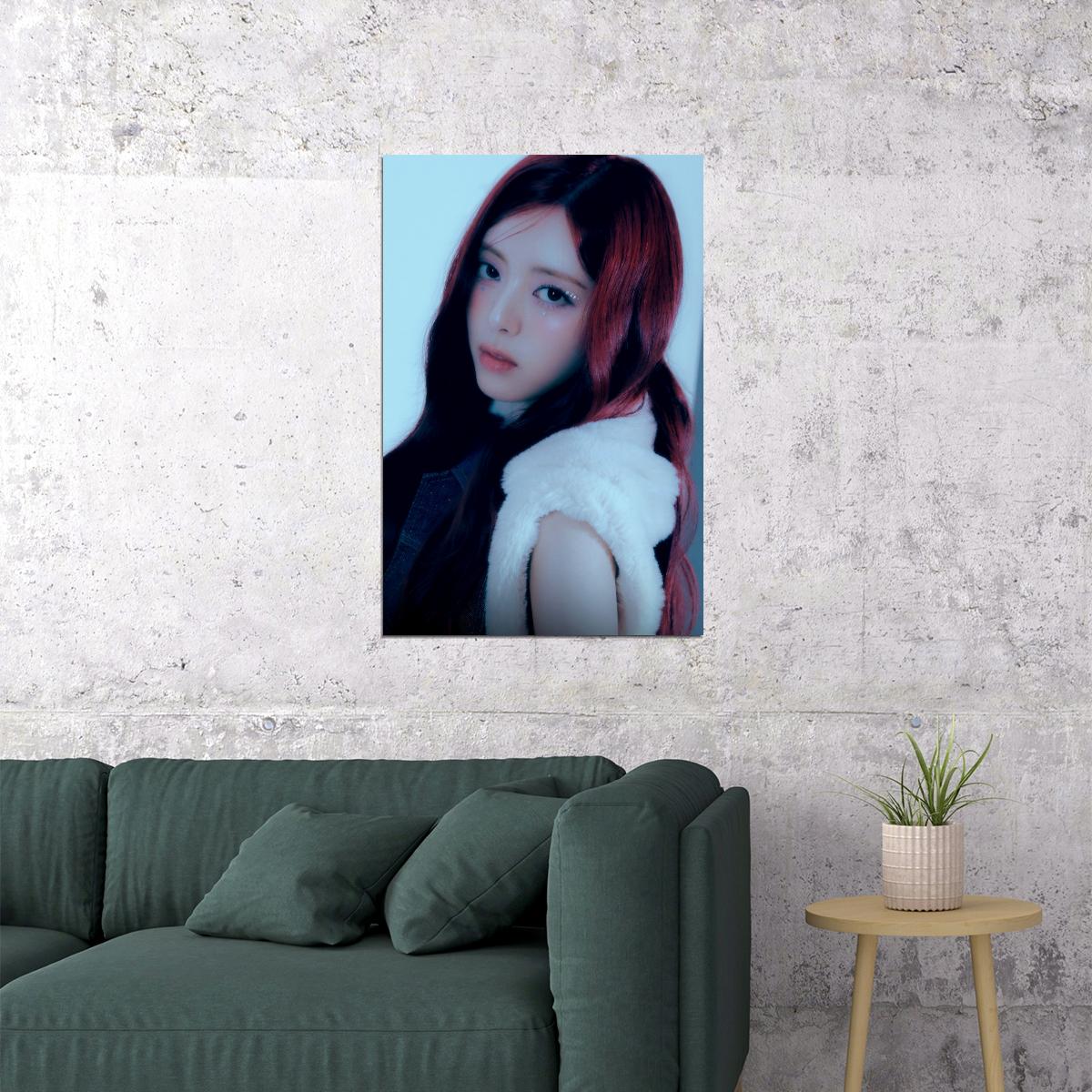 ITZY Yuna Mr. Vampire Concept Photo K-pop Music Poster Dark Glamour Aesthetic  Mysterious Female Korean Idol Fashion Print Trendy Girl Group Wall Art - xonomax