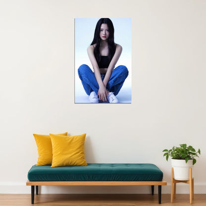 LE SSERAFIM Hong Eunchae Debut Photo Poster K-Pop  Aesthetic K-pop Female Girl Group Korean Fashion Idol Wall Art Print