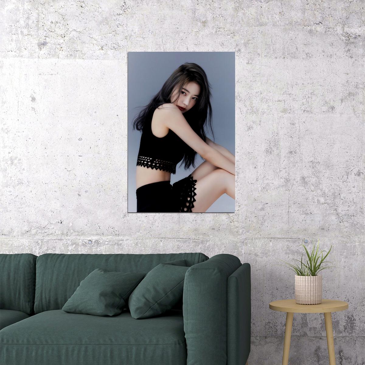 LE SSERAFIM Miyawaki Sakura Debut Photo Poster K-Pop  Aesthetic K-pop Female Girl Group Korean Fashion Idol Wall Art Print