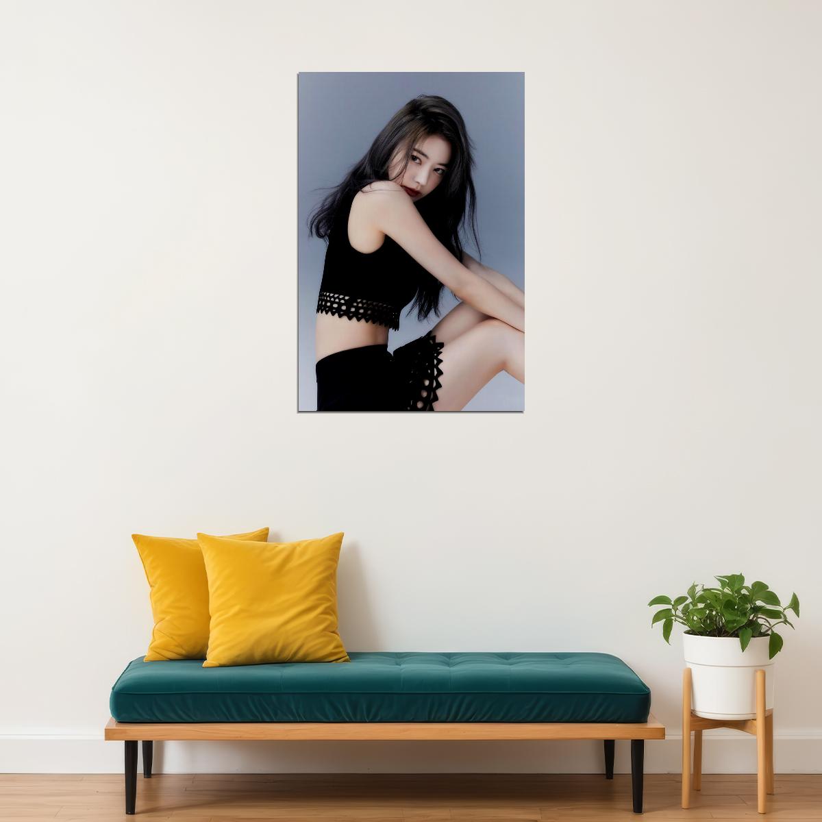 LE SSERAFIM Miyawaki Sakura Debut Photo Poster K-Pop  Aesthetic K-pop Female Girl Group Korean Fashion Idol Wall Art Print