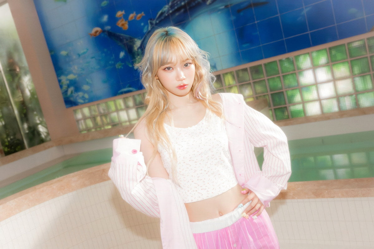 LE SSERAFIM Kim Chaewon CRAZY Album Concept Photo Music Poster K-Pop  Aesthetic K-pop Female Girl Group Korean Fashion Idol Wall Art Print - xonomax