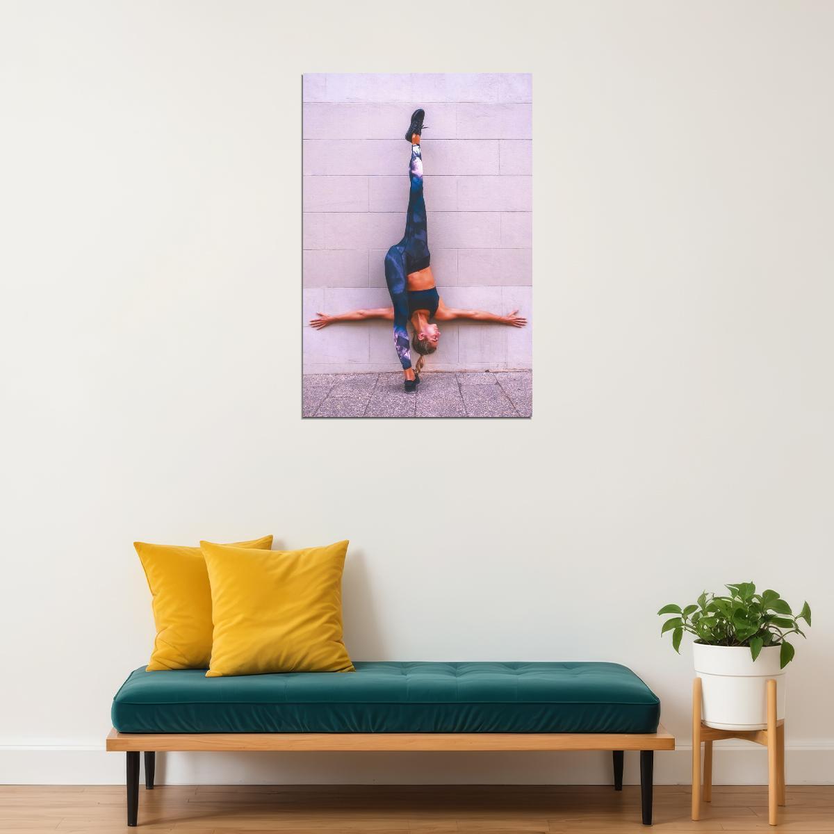 Amanda Bisk Hot Fitness Model Poster Gym Motivational Wall Art Inspirational Workout Yoga Room Decor Aesthetic Sports Print Yoga Wall Decor Athletic Icon HD Photo Print