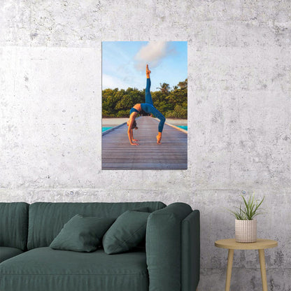 Amanda Bisk Hot Fitness Model Poster Gym Motivational Wall Art Inspirational Workout Yoga Room Decor Aesthetic Sports Print Yoga Wall Decor Athletic Icon HD Photo Print