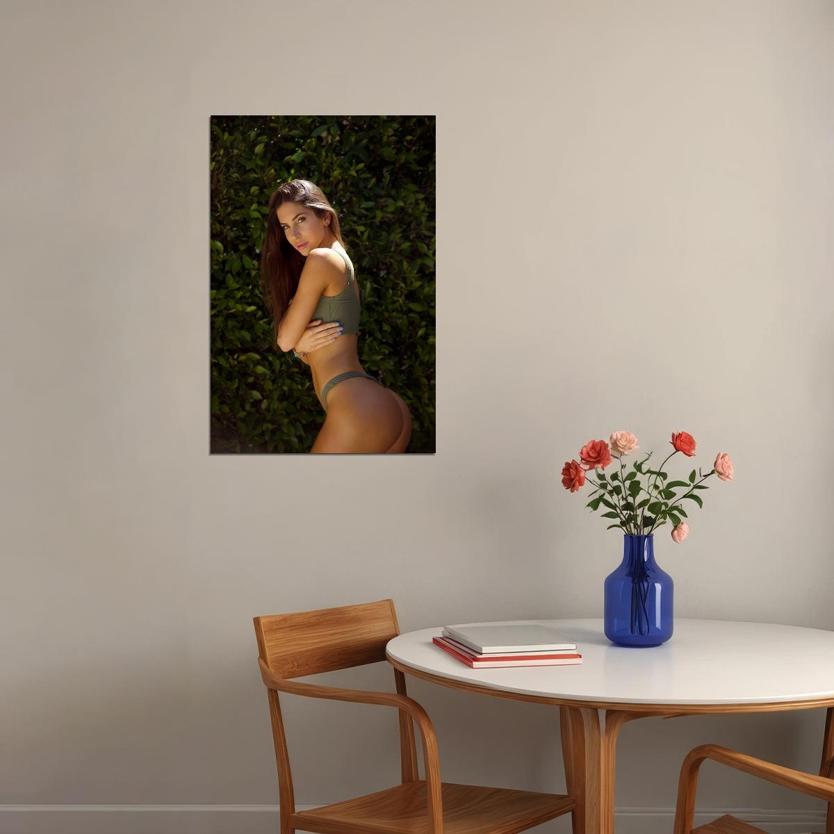 Jen Selter Hot Fitness Model Poster Sexy Black and White Gym Wall Art Inspirational Workout Room Decor Aesthetic Sports Print Motivational Wall Decor Athletic Icon HD Photo Print