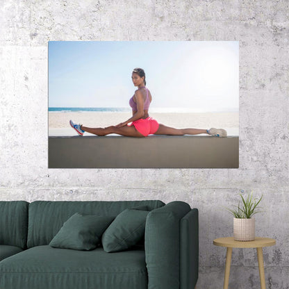 Karina Elle Hot Fitness Model Poster Gym Icon Motivational Wall Art Inspirational Workout Room Decor Aesthetic Sports Print Exercise Wall Decor Athletic Icon HD Photo Print