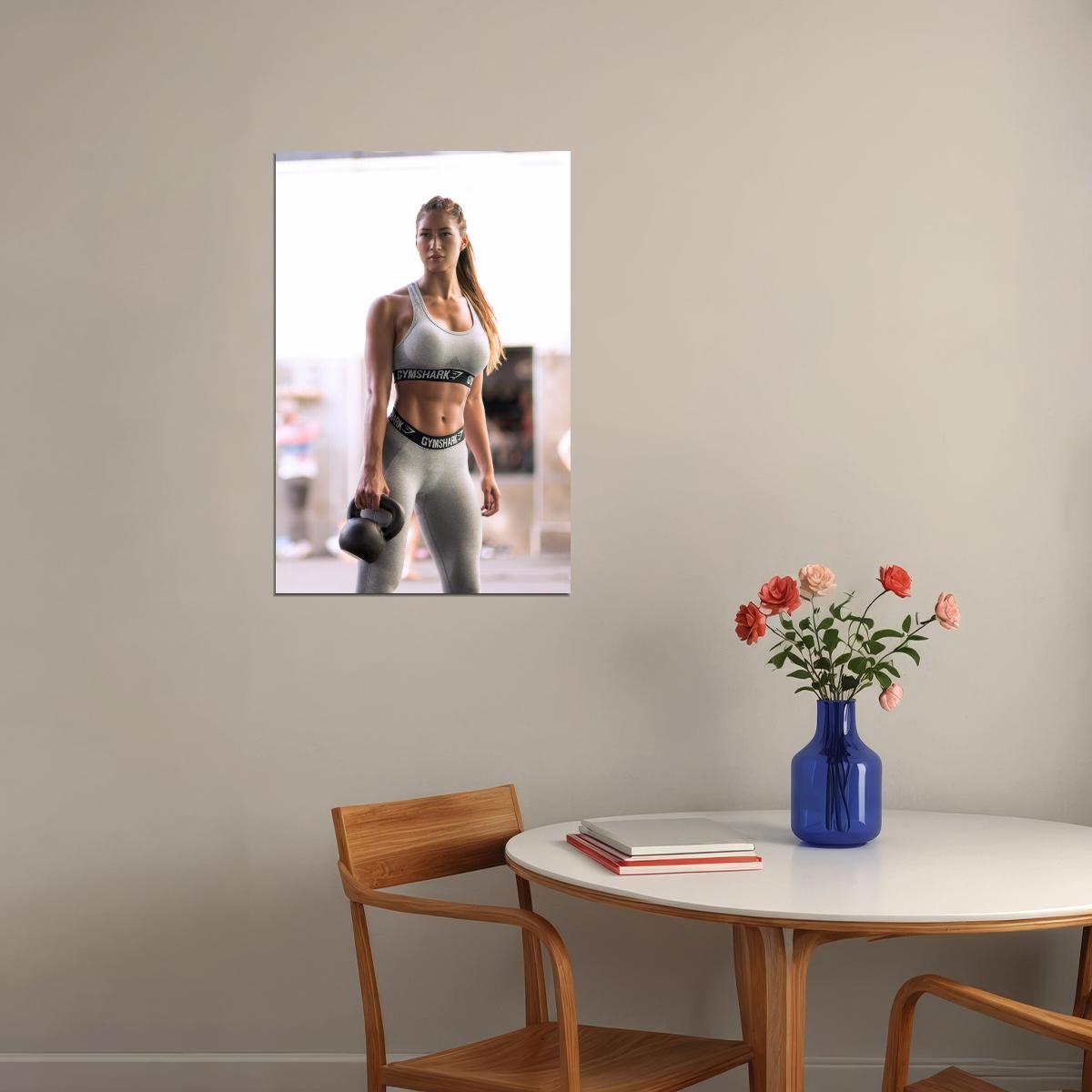 Karina Elle Hot Fitness Model Poster Gym Icon Motivational Wall Art Sexy Inspirational Workout Room Decor Aesthetic Sports Print Exercise Wall Decor Athletic Icon HD Photo Print