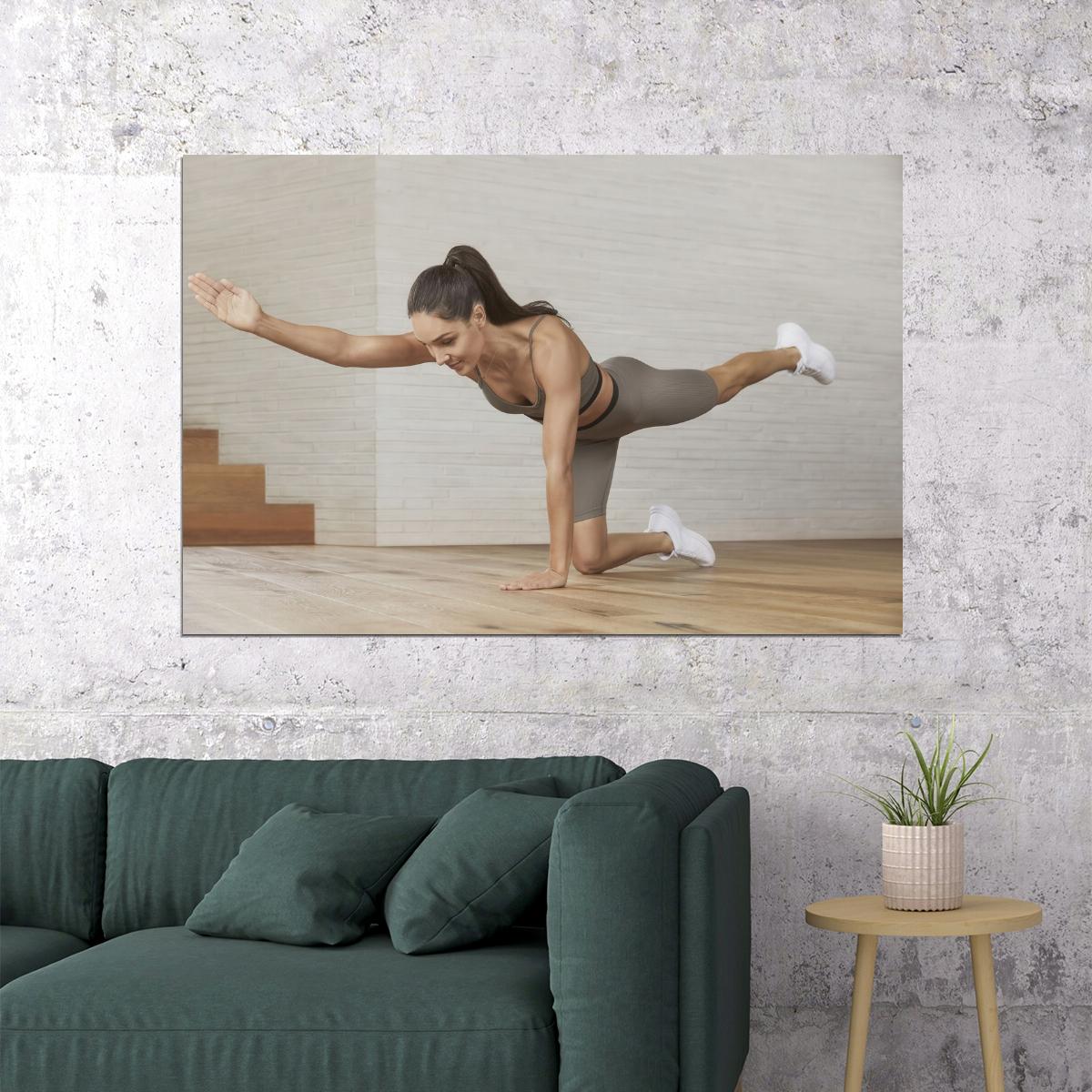 Kayla Itsines Hot Fitness Model Poster Gym Icon Motivational Wall Art Inspirational Workout Room Decor Aesthetic Sports Print Exercise Wall Decor Athletic Icon HD Photo Print