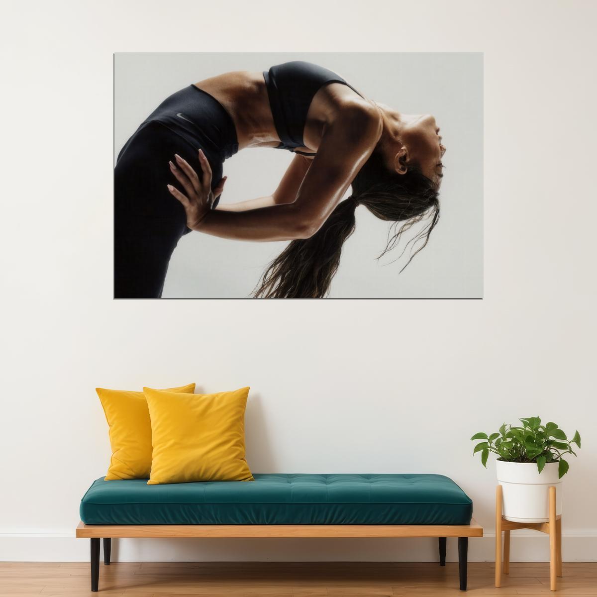 Kayla Itsines Hot Fitness Model Poster Gym Icon Motivational Wall Art Inspirational Workout Room Decor Aesthetic Sports Print Exercise Wall Decor Athletic Icon HD Photo Print - xonomax