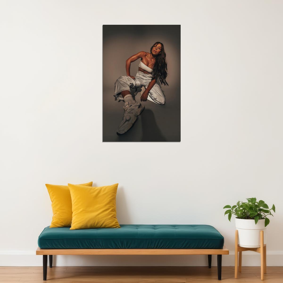 Kelsey Wells Hot Fitness Model Poster Gym Icon Motivational Wall Art Inspirational Workout Room Decor Aesthetic Sports Print Exercise Wall Decor Athletic Icon HD Photo Print