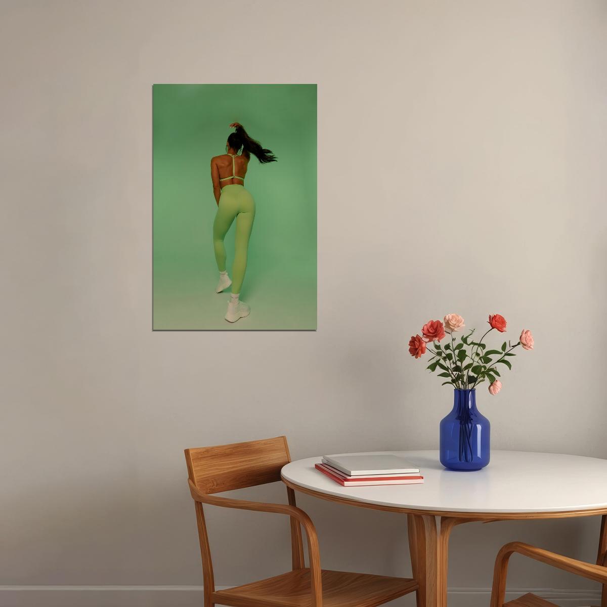 Kelsey Wells Hot Fitness Model Poster Gym Icon Motivational Wall Art Sexy Inspirational Workout Room Decor Aesthetic Sports Print Exercise Wall Decor Athletic Icon HD Photo Print - xonomax