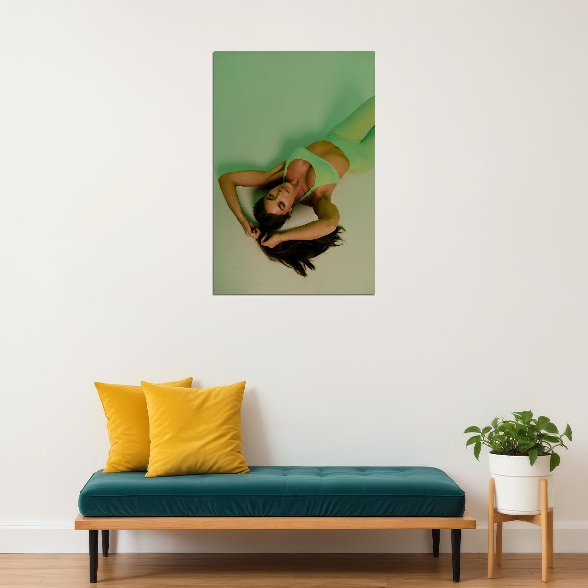 Kelsey Wells Hot Fitness Model Poster Gym Icon Motivational Wall Art Inspirational Workout Room Decor Aesthetic Sports Print Exercise Wall Decor Athletic Icon HD Photo Print