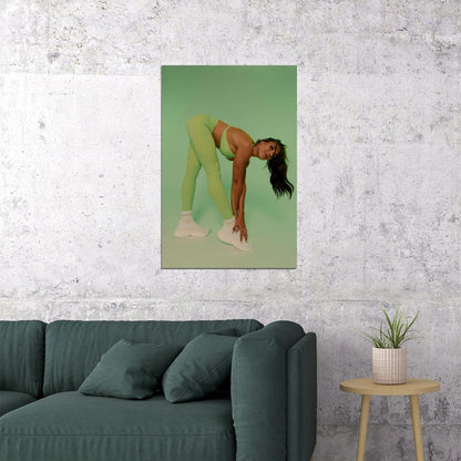 Kelsey Wells Hot Fitness Model Poster Gym Icon Motivational Wall Art Sexy Inspirational Workout Room Decor Aesthetic Sports Print Exercise Wall Decor Athletic Icon HD Photo Print