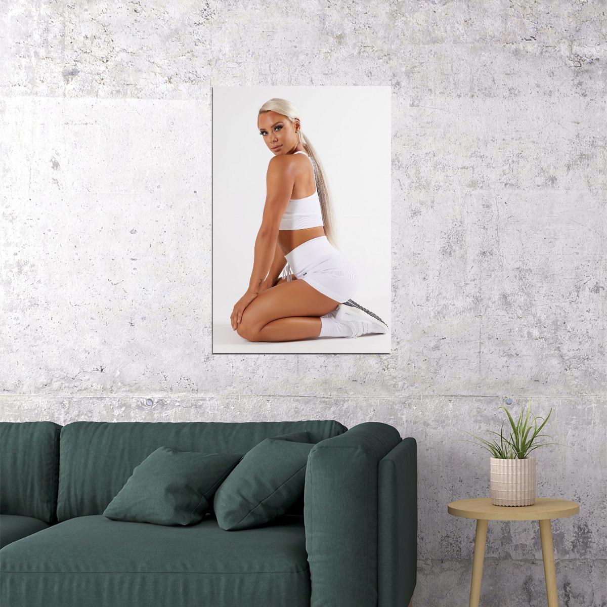 Lauren Simpson Hot Fitness Model Poster Strong Sexy Women Wall Art Inspirational Workout Room Decor Aesthetic Sports Print Gym Motivational Wall Decor Athletic Icon HD Photo Print