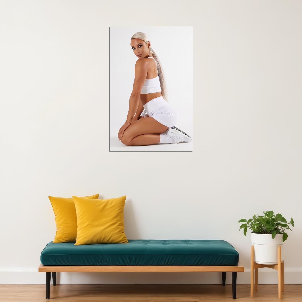 Lauren Simpson Hot Fitness Model Poster Strong Sexy Women Wall Art Inspirational Workout Room Decor Aesthetic Sports Print Gym Motivational Wall Decor Athletic Icon HD Photo Print