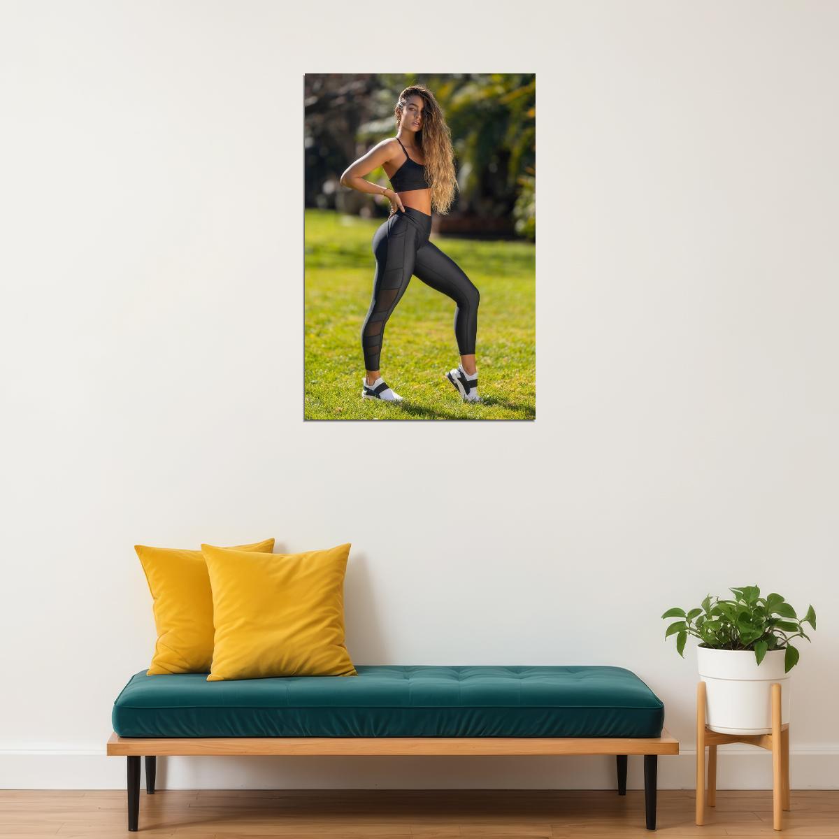 Sommer Ray Hot Fitness Model Poster Body Goals Motivational Wall Art Sexy Inspirational Workout Room Decor Aesthetic Sports Print Gym Wall Decor Athletic Icon HD Photo Print