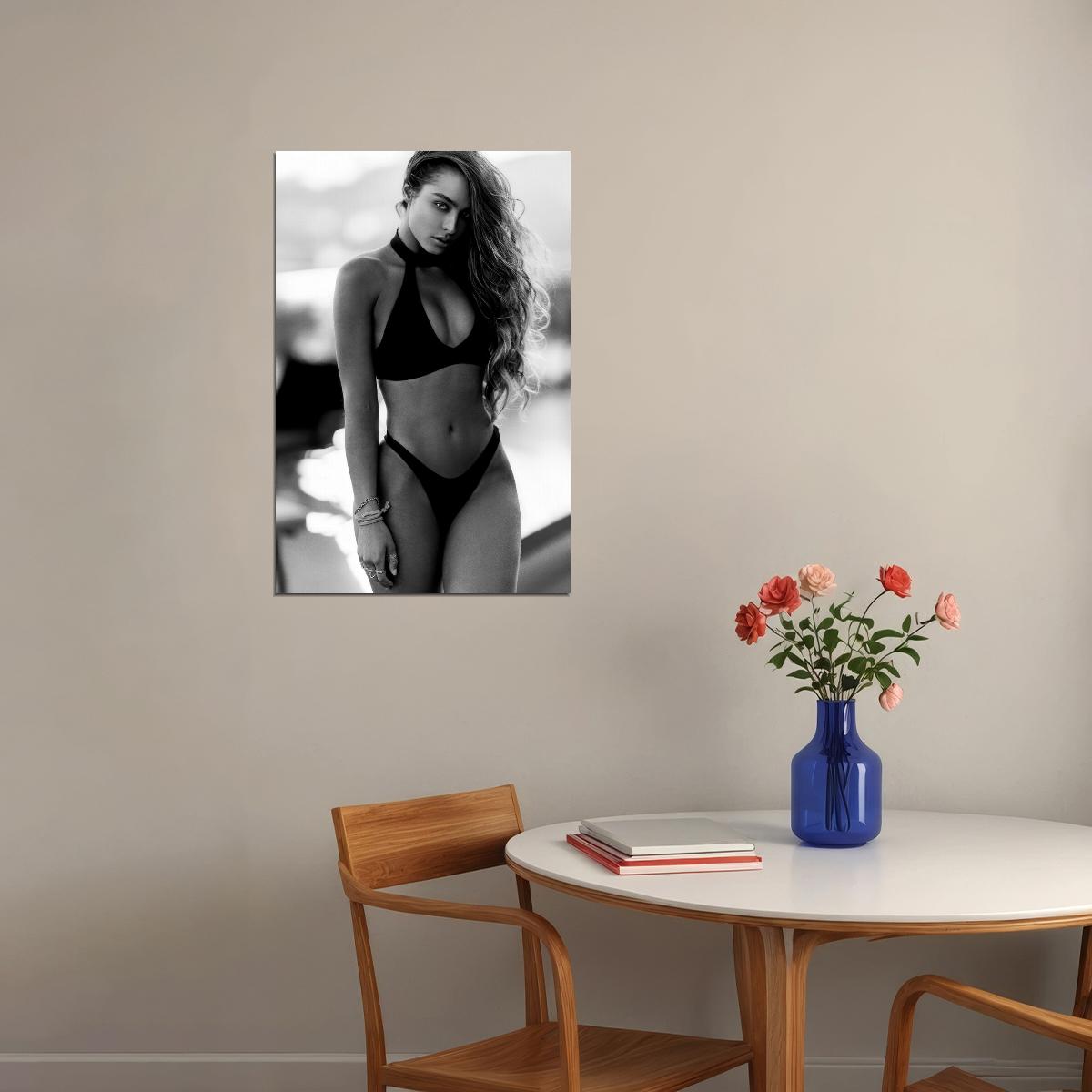 Sommer Ray Hot Fitness Model Poster Sexy Female Wall Art Black and White Inspirational Workout Decor Aesthetic Sports Gym Motivational Wall Decor Athletic Icon HD Photo Print - xonomax