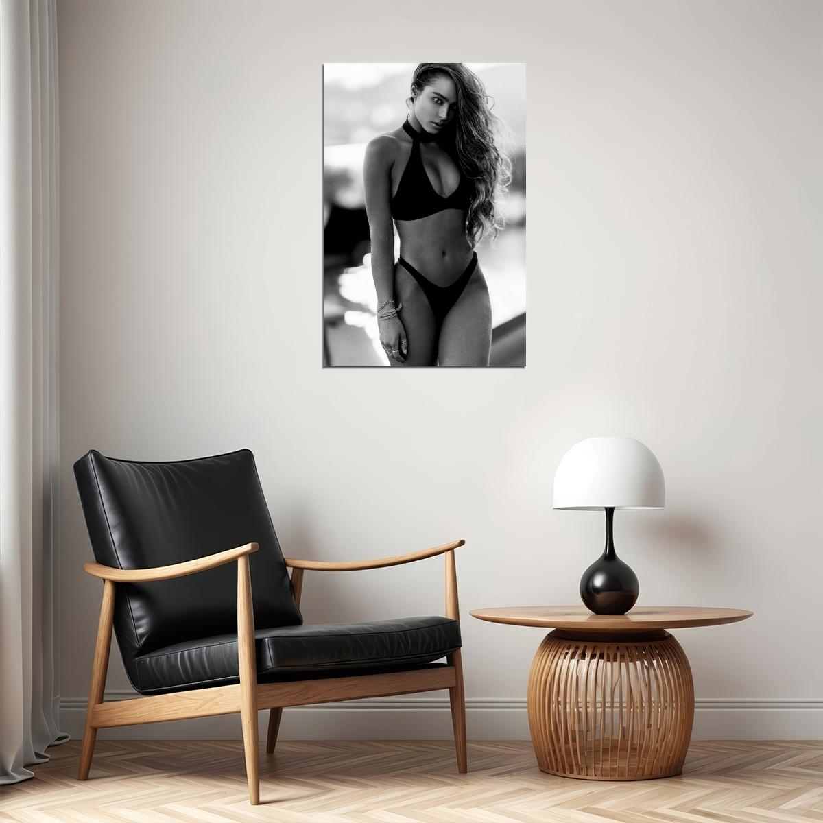 Sommer Ray Hot Fitness Model Poster Sexy Female Wall Art Black and White Inspirational Workout Decor Aesthetic Sports Gym Motivational Wall Decor Athletic Icon HD Photo Print - xonomax