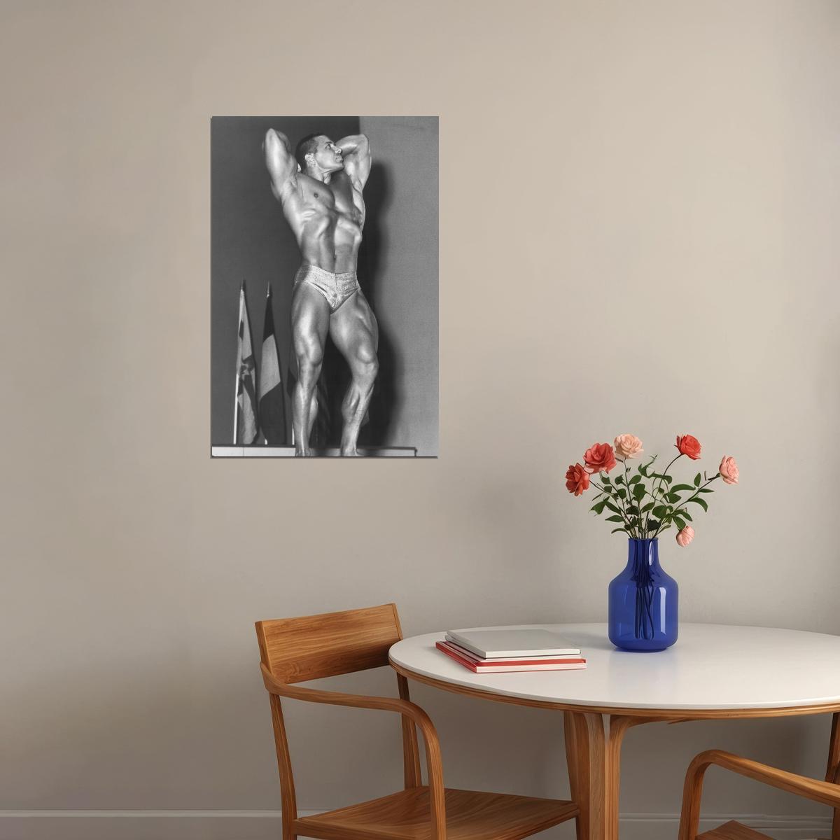 Bill Pearl Abdominals and Thighs Pose Black And White Famous Oldschool Bodybuilder Poster Bodybuilding Workout HD Photo Print Inspirational Gym Decor Athletes Icon Wall Art - xonomax