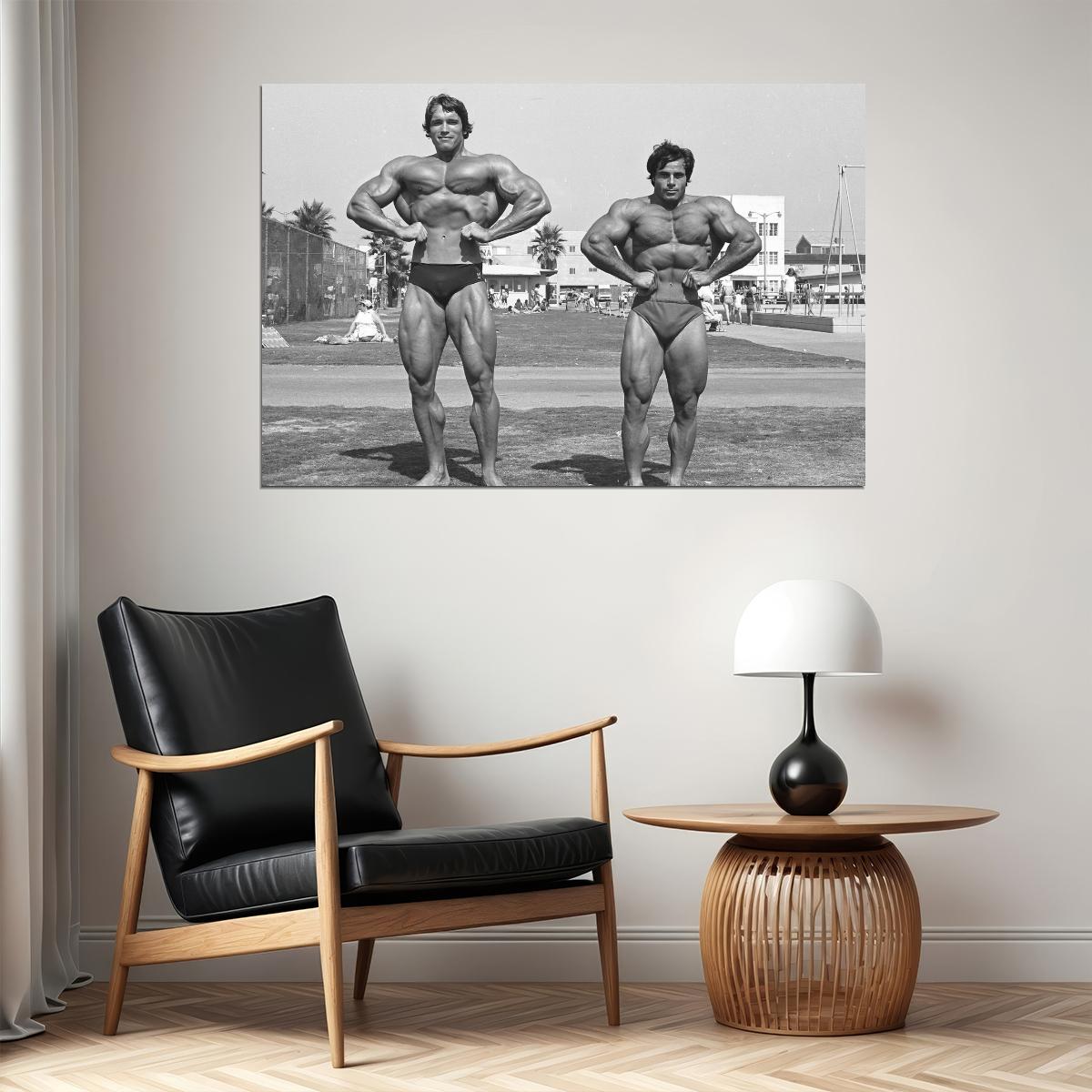 Franco Columbu and Arnold Schwarzenegge Front Lat Spread Black And White Famous Oldschool Bodybuilder Poster Bodybuilding Workout HD Photo Print Inspirational Athletes Wall Art - xonomax
