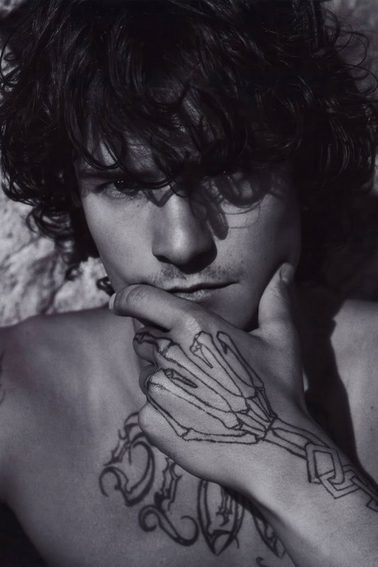 Orlando Bloom Artistic Photo Print Hollywood Celebrity Poster Shirtless Handsome Man Wall Art Hot Tattooed Male Aesthetic Decor for Bedroom Living Room - xonomax