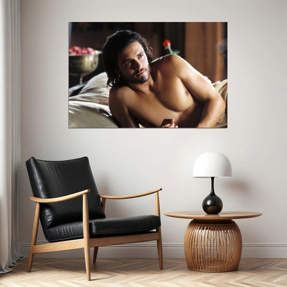 Orlando Bloom Movie Scene Photo Print Hollywood Celebrity Poster Shirtless Handsome Man Wall Art Hot Male Aesthetic Decor for Bedroom Living Space - xonomax