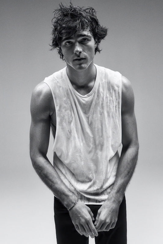 Jacob Elordi Muscular Arms Tank Top Photo Print Hollywood Celebrity Poster Handsome Man Wall Art Hot Male Aesthetic Decor for Bedroom Living Room - xonomax