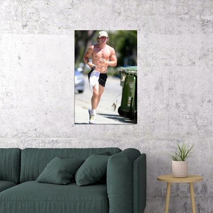 Jeremy Allen White Running Athletic Look Photo Print Hollywood Celebrity Poster Handsome Man Wall Art Hot Male Actor Aesthetic Decor for Bedroom Office