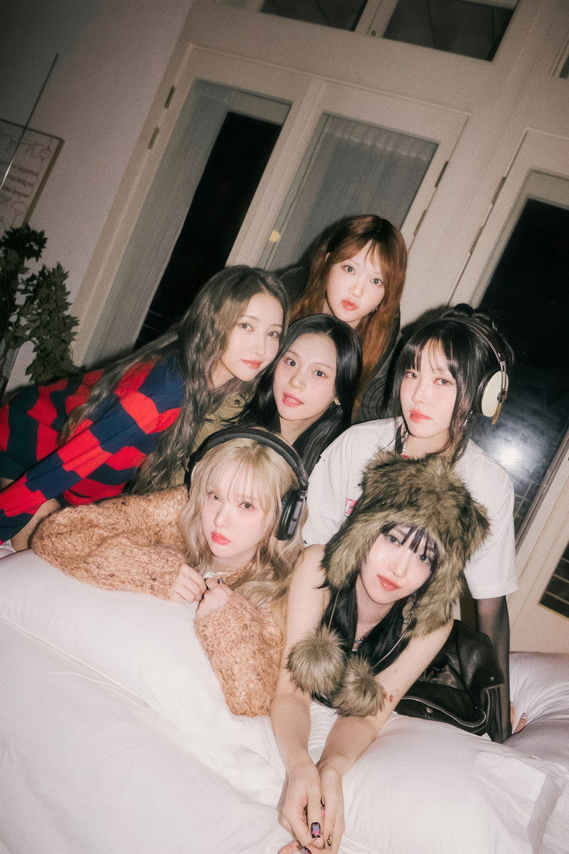 Gfriend Poster Season Of Memories Concert Concept Photo Print K-Pop Home Decor For Living Room Aesthetic Kpop Female Girl Group - xonomax