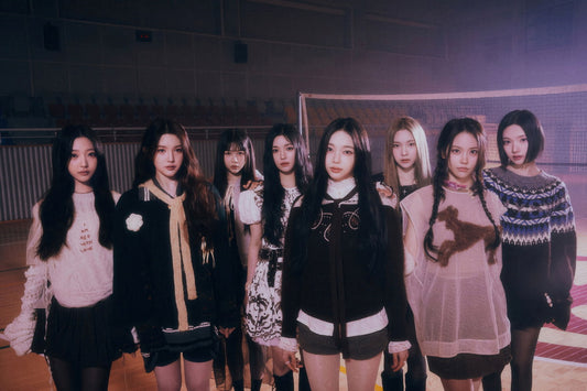 Hearts2hearts Poster The Chase Album Concept Photo Print K-Pop Home Decor For Living Room Aesthetic Kpop Female Girl Group - xonomax