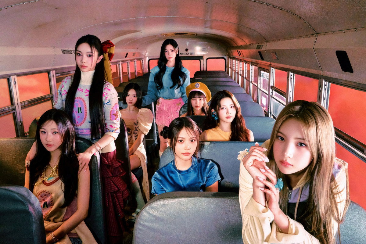 Hearts2hearts Poster The Chase Album Concept Photo Print K-Pop Home Decor For Living Room Aesthetic Kpop Female Girl Group - xonomax