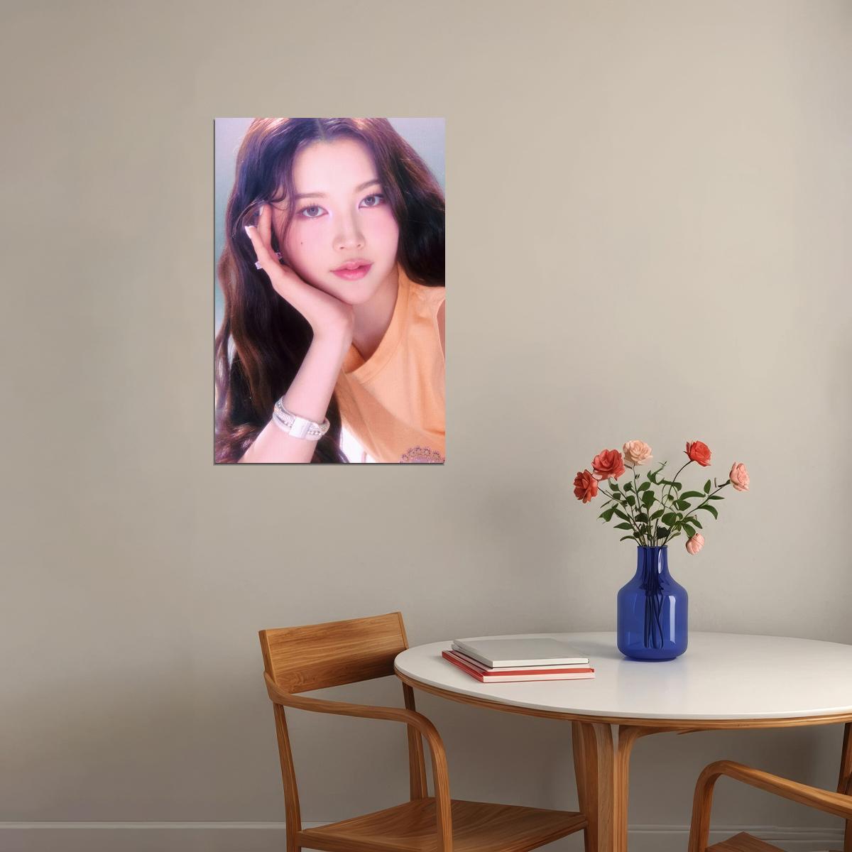 Hearts2hearts Poster The Chase Album Concept Photo Print K-Pop Home Decor For Living Room Aesthetic Kpop Female Girl Group - xonomax