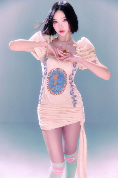 Hearts2hearts Poster The Chase Album Concept Photo Print K-Pop Home Decor For Living Room Aesthetic Kpop Female Girl Group - xonomax