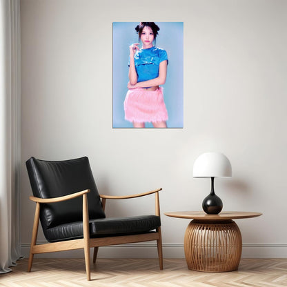 Hearts2hearts Poster The Chase Album Concept Photo Print K-Pop Home Decor For Living Room Aesthetic Kpop Female Girl Group - xonomax