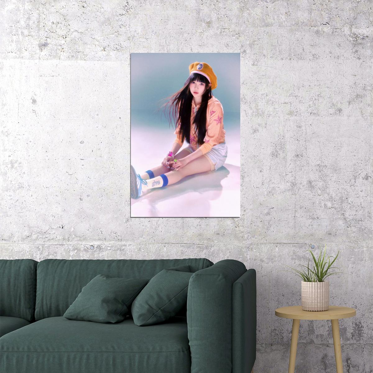 Hearts2hearts Poster The Chase Album Concept Photo Print K-Pop Home Decor For Living Room Aesthetic Kpop Female Girl Group - xonomax