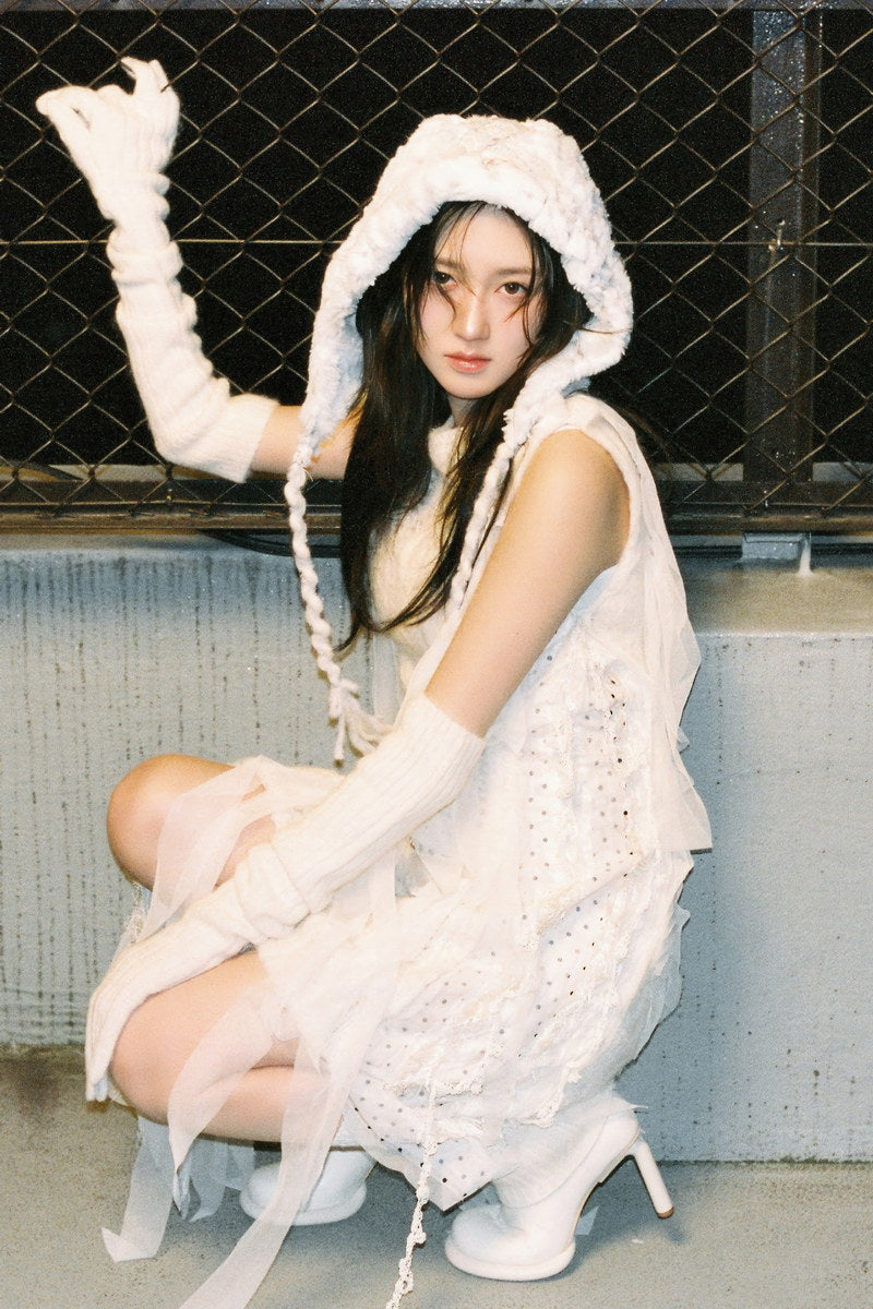 Ive Gaeul Poster Empathy Album Concept Photo Print K-Pop Home Decor For Living Room Aesthetic Kpop Female Girl Group - xonomax