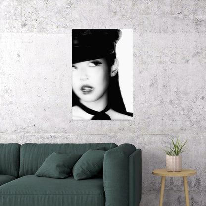 Blackpink Jennie Poster Fashion Photo Print K-Pop Home Decor For Living Room Aesthetic Kpop Female Girl Group - xonomax