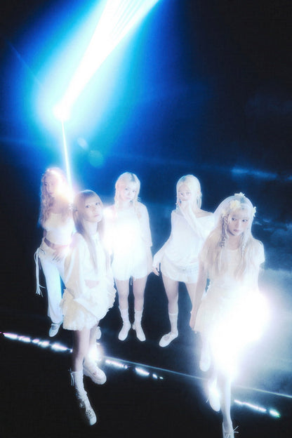 Le Sserafim Hot Album Poster Bleached Aura Concept Photo Print K-Pop Home Decor For Living Room Aesthetic Kpop Female Girl Group - xonomax