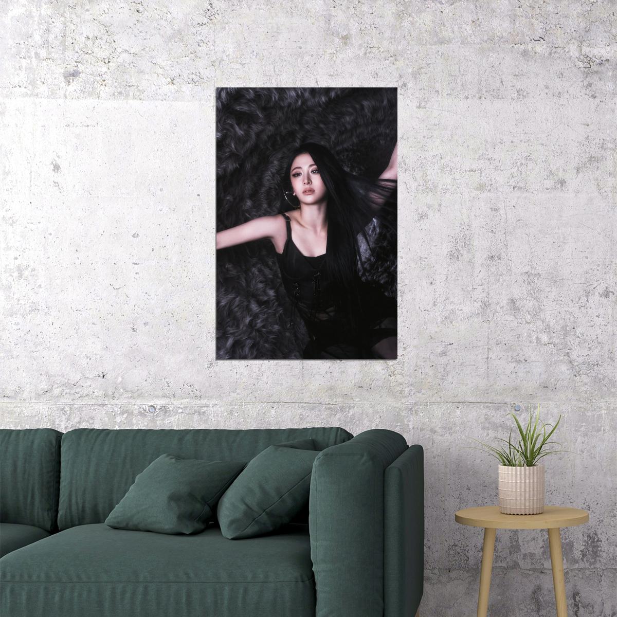 Le Sserafim Huh Yunjin Poster Hot Album Compact Concept Photo Print K-Pop Home Decor For Living Room Aesthetic Kpop Female Girl Group - xonomax