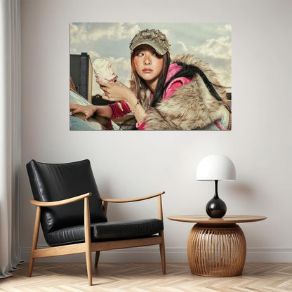 Le Sserafim Huh Yunjin Poster Hot Album Tanned Guaiac Concept Photo Print K-Pop Home Decor For Living Room Aesthetic Kpop Female Girl Group - xonomax