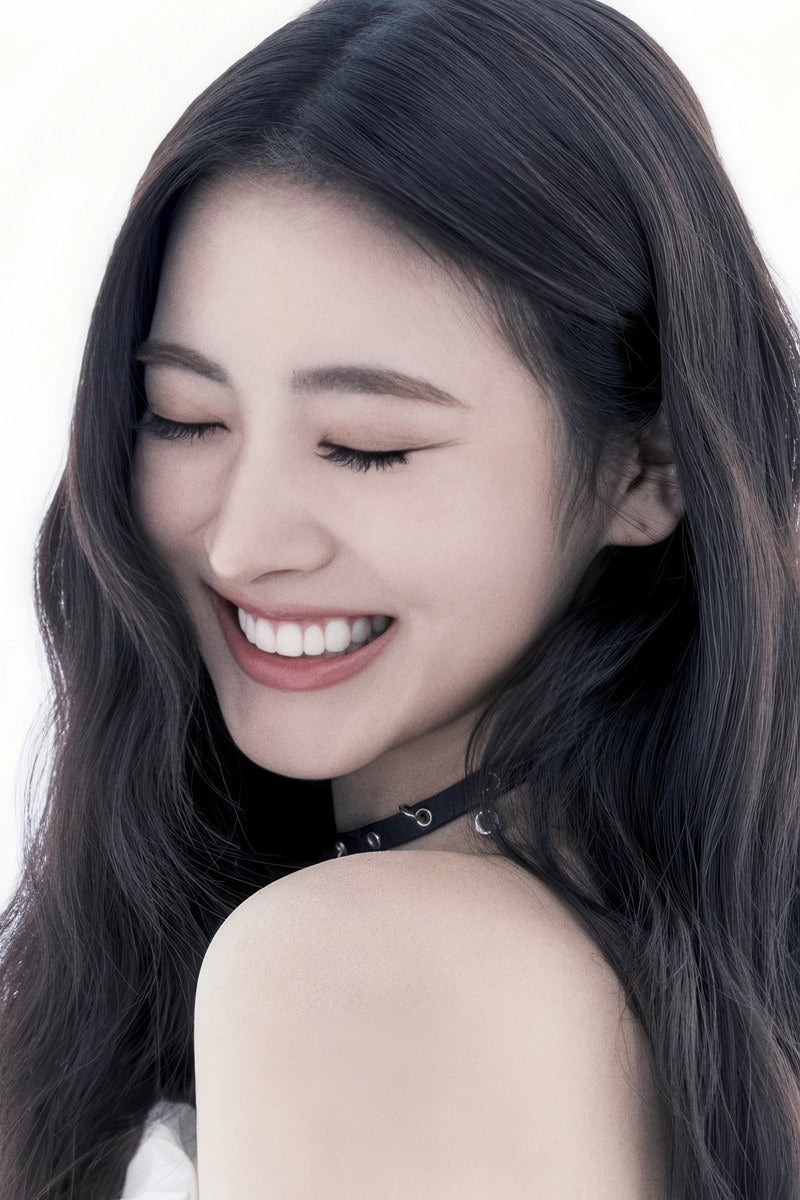 Meovv Poster Fashion Group Photo Print K-Pop Home Decor For Living Room Aesthetic Kpop Female Girl Group - xonomax