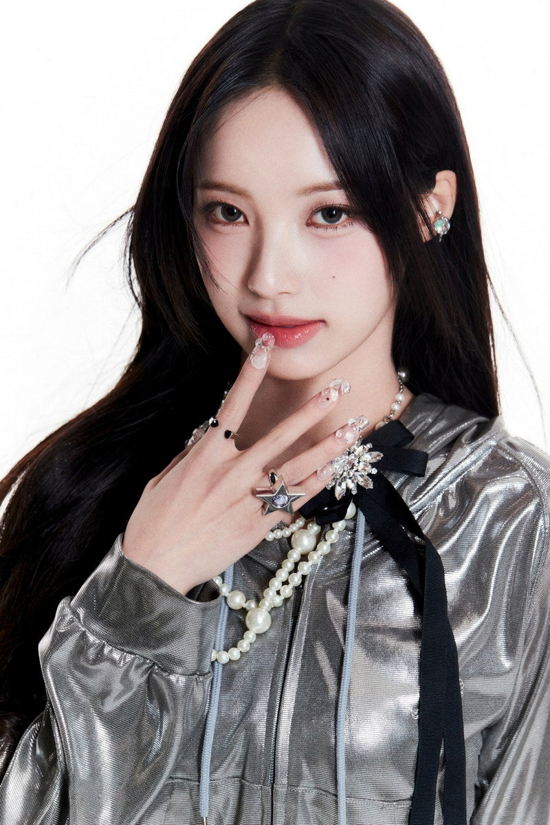 Rescene Woni Poster Glow Up Album Me Concept Photo Print K-Pop Home Decor For Living Room Aesthetic Kpop Female Girl Group