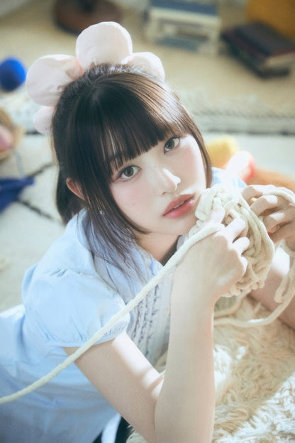 Rescene Minami Poster Glow Up Album We Concept Photo Print K-Pop Home Decor For Living Room Aesthetic Kpop Female Girl Group