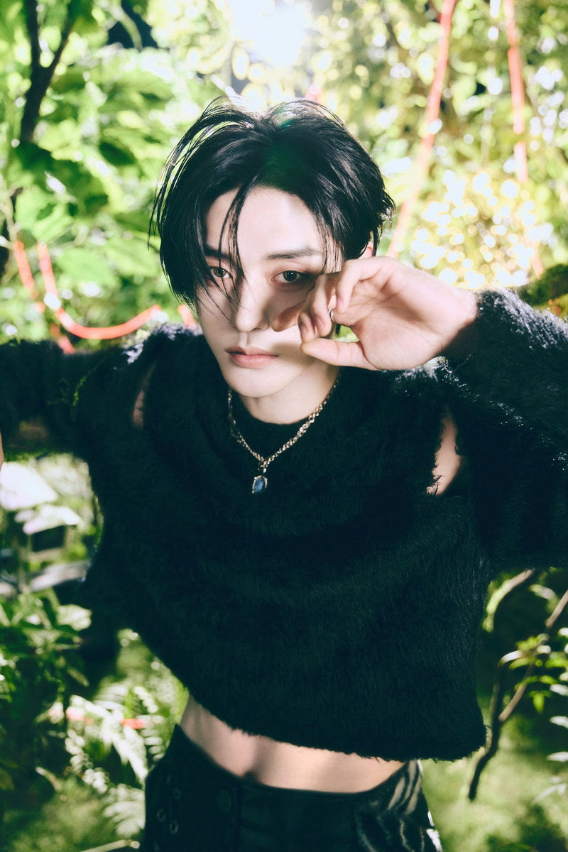 Zerobaseone Zb1 Kim Jiwoong Poster Blue Paradise Album Seek Concept Photo Print K-Pop Home Decor For Living Room Aesthetic Kpop Male Boys Group Boy Band